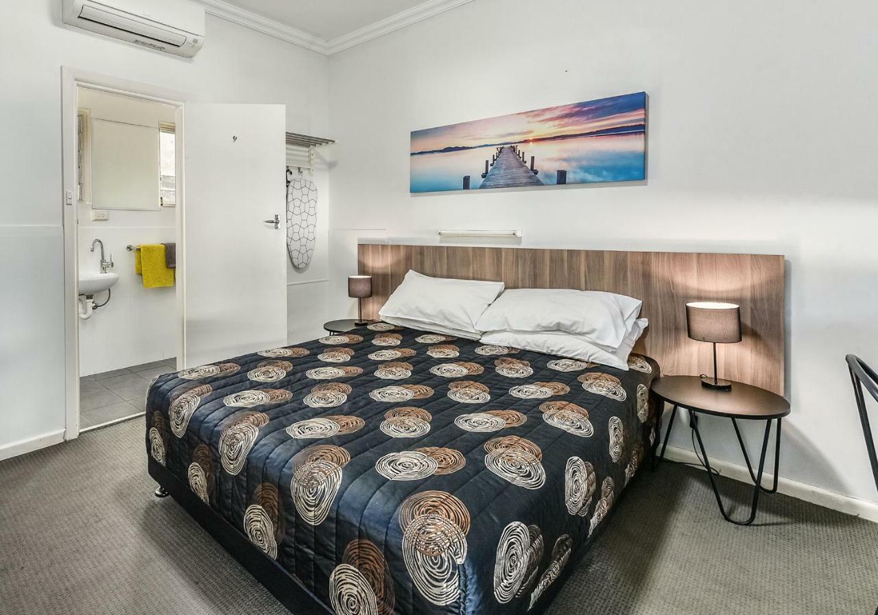 נרקורט Rest Motels מראה חיצוני תמונה